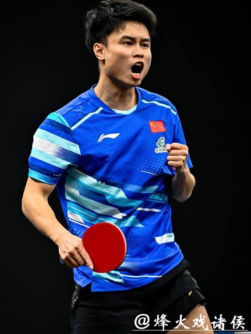 WTT多哈球星挑战赛｜国乒会师男单决赛制造久违的惊喜，周启豪夺得唯一冠军